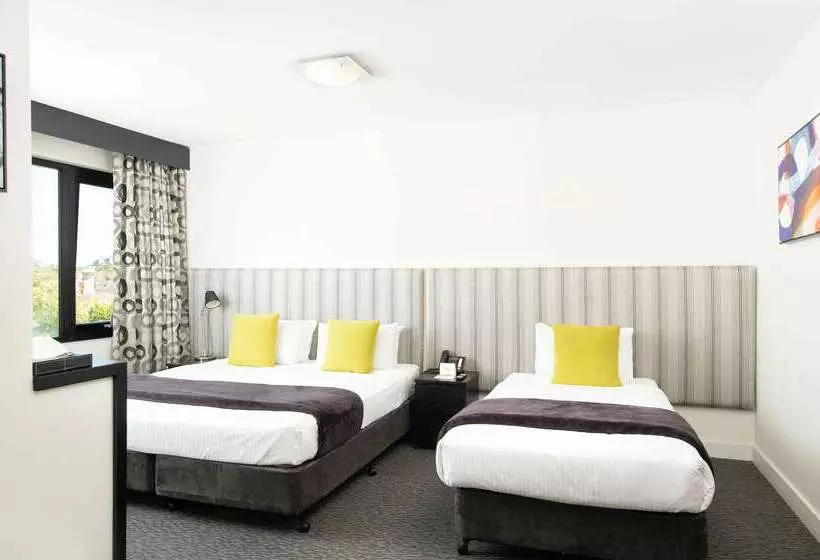 Comfort Hotel East Melbourne