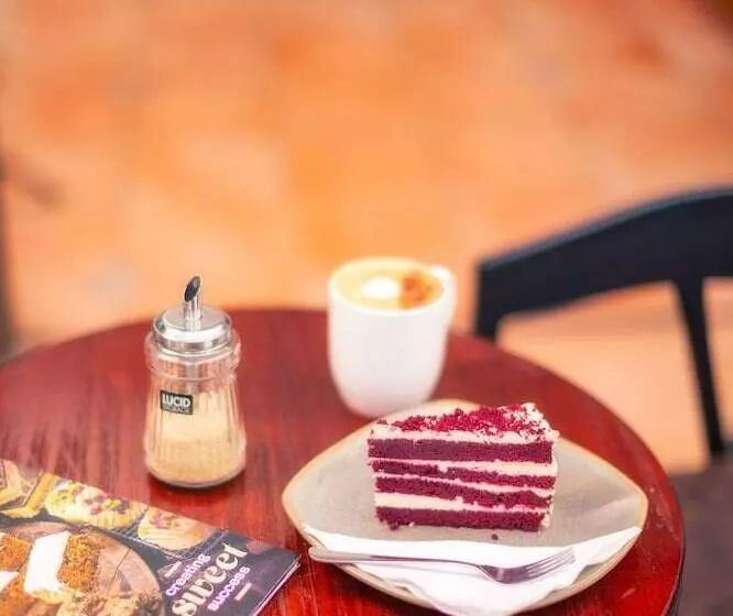 Comfort Hotel East Melbourne