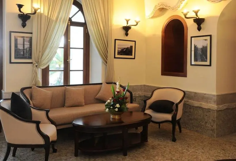 Grand Hotel Villa De France