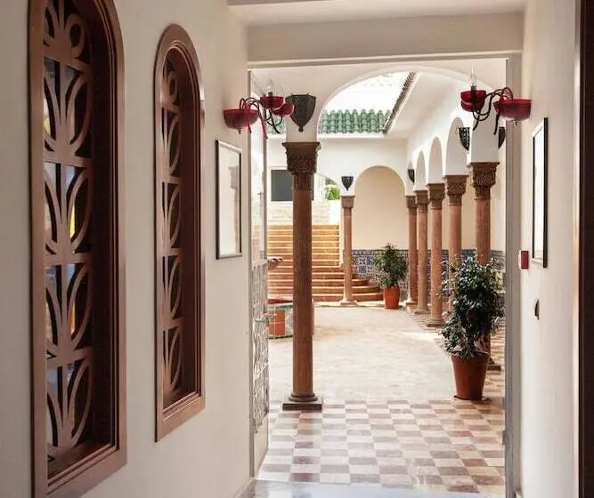 Grand Hotel Villa De France