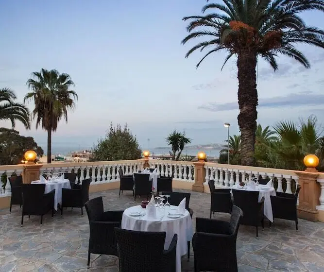Grand Hotel Villa De France
