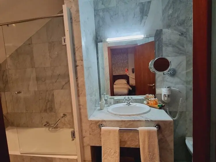 Grand Hotel Villa De France