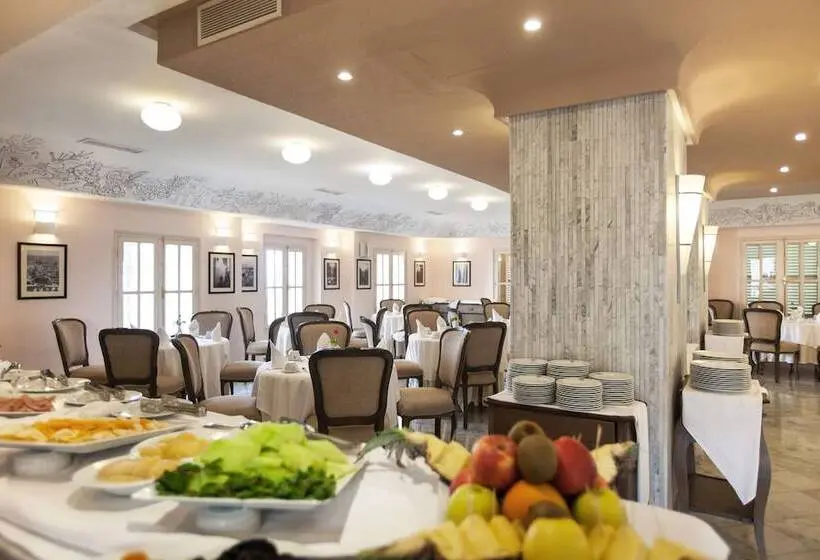 Grand Hotel Villa De France