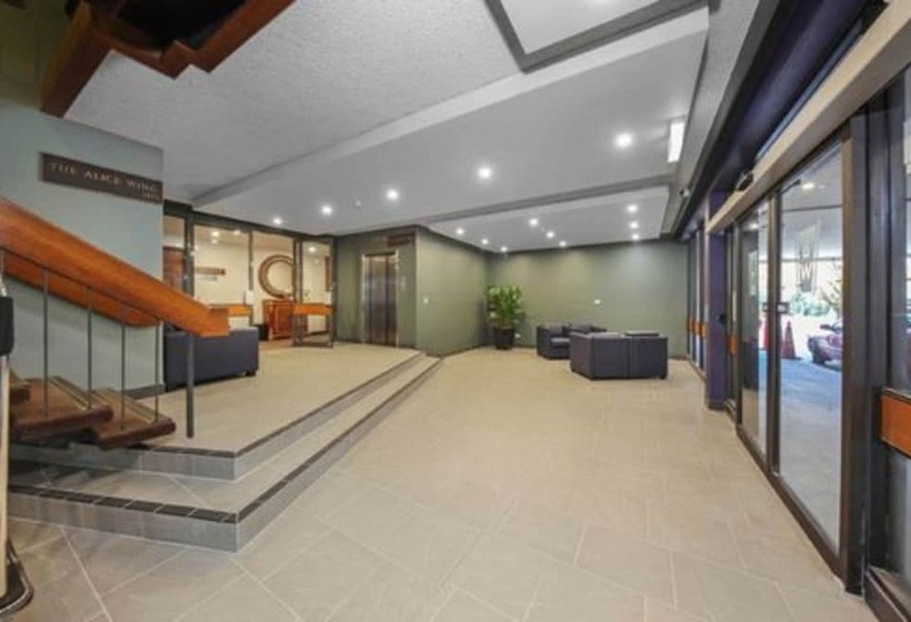 Belconnen Way Hotel & Serviced Apartments
