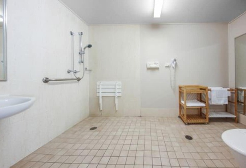 Belconnen Way Hotel & Serviced Apartments