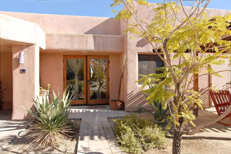 Отель Borrego Valley Inn