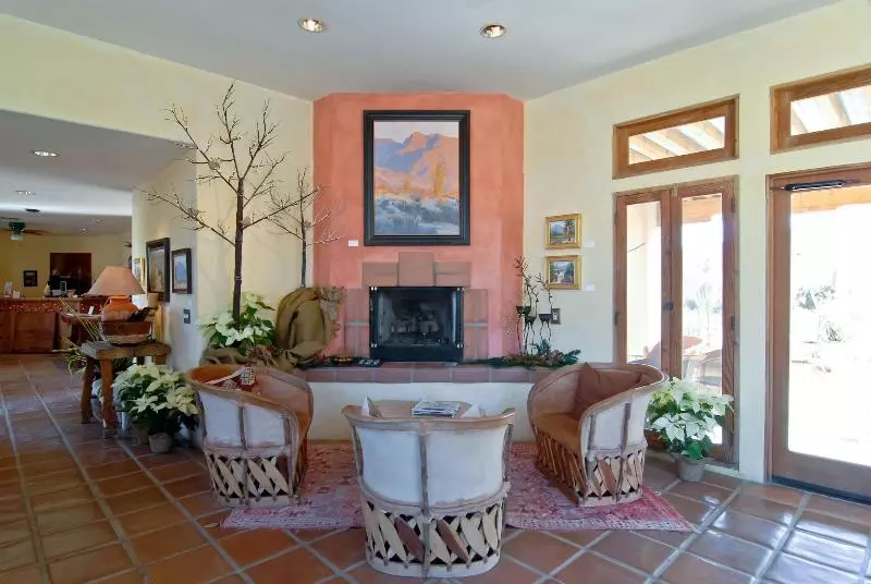 Отель Borrego Valley Inn