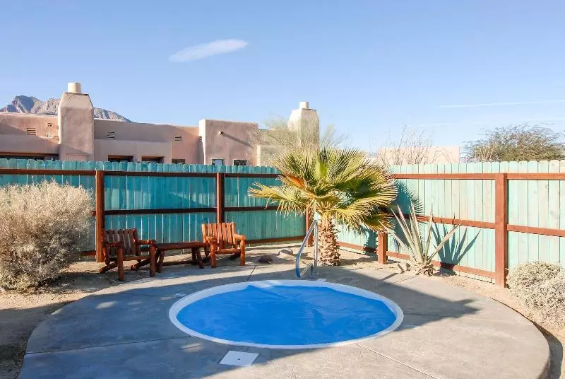 Отель Borrego Valley Inn