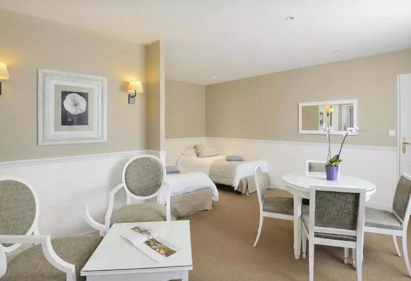 Отель Castel Clara Thalasso & Spa