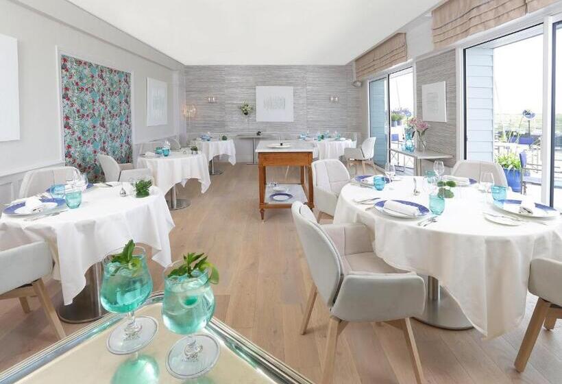 Отель Castel Clara Thalasso & Spa