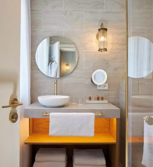 Отель Castel Clara Thalasso & Spa