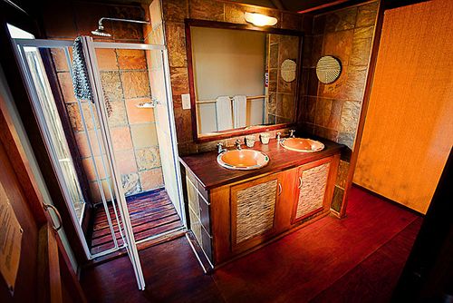 ホテル Chapungu Luxury Tented Camp