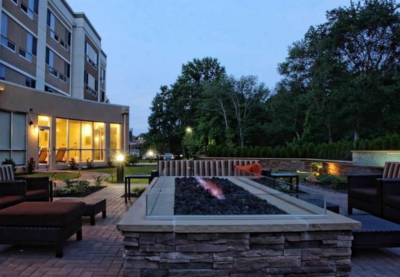 בית מלון כפרי Courtyard Philadelphia Bensalem