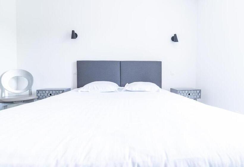 בית מלון כפרי De La Plage