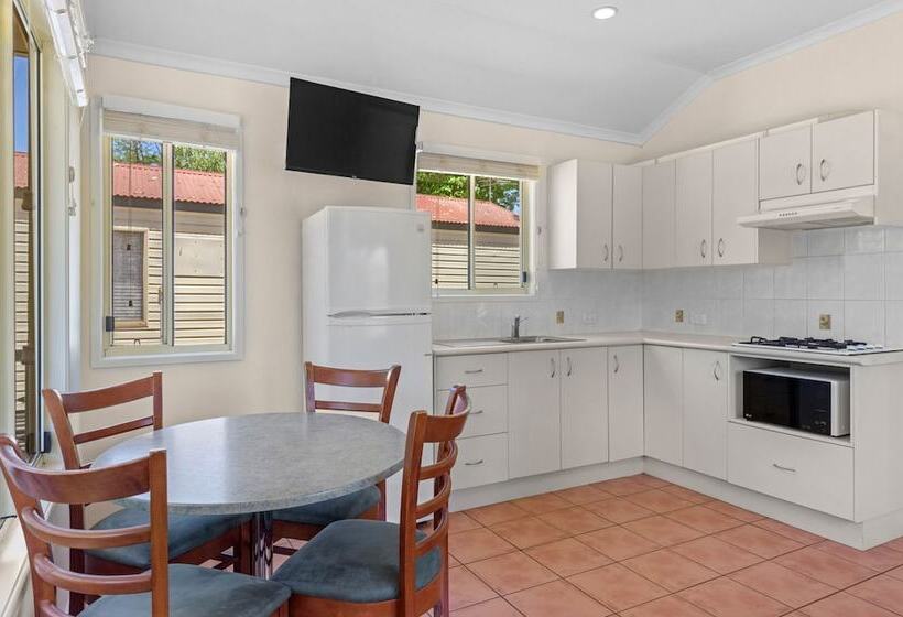 Hotel Discovery Parks  Lake Kununurra