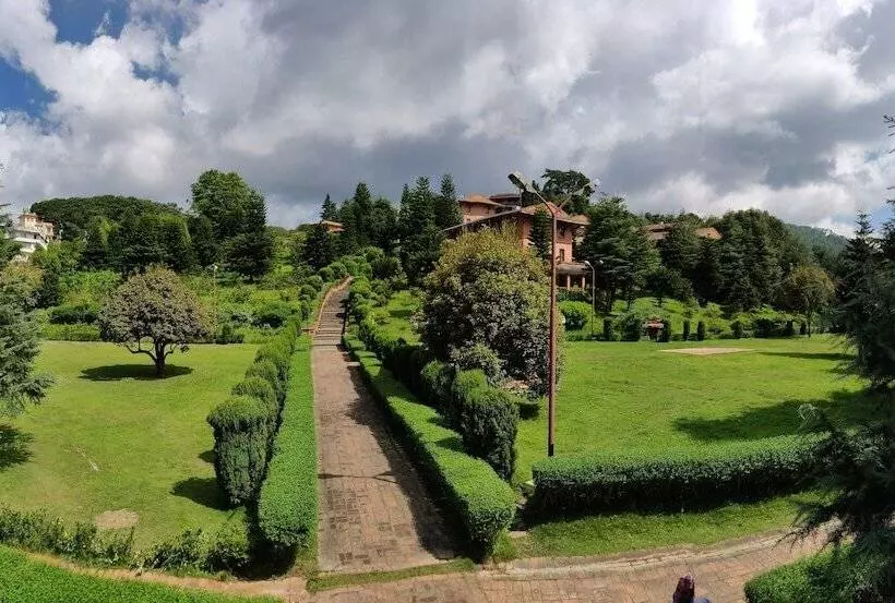 هتل Godavari Village Resort