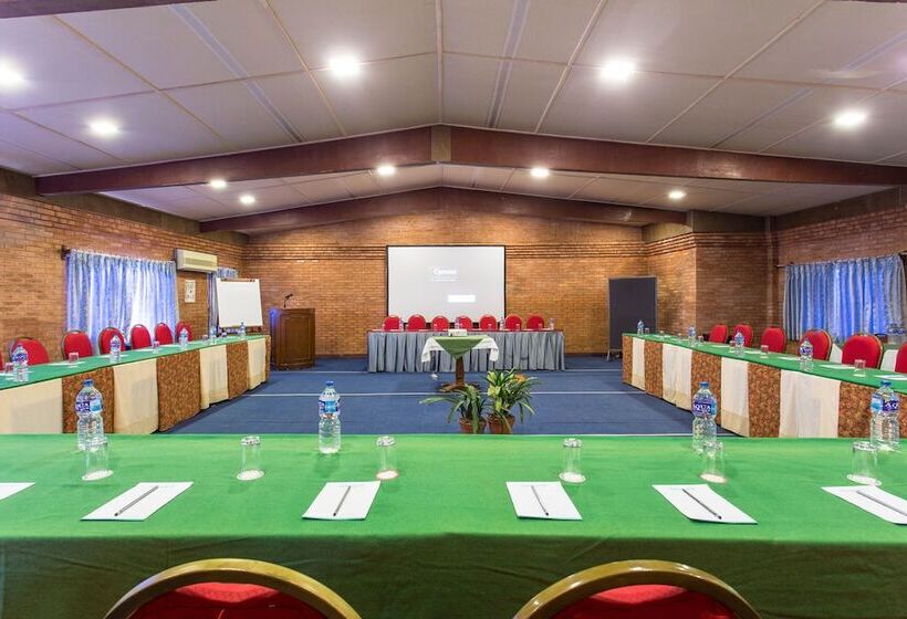 هتل Godavari Village Resort