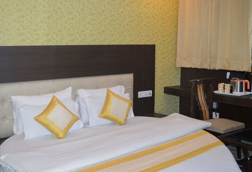 호텔 Cottage Ganga Inn