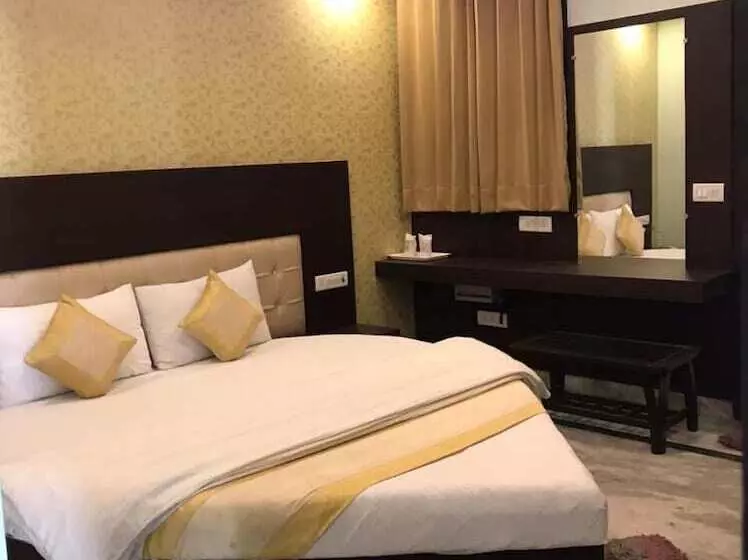 호텔 Cottage Ganga Inn