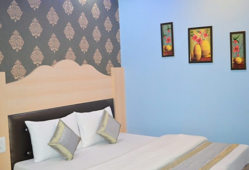 호텔 Cottage Ganga Inn