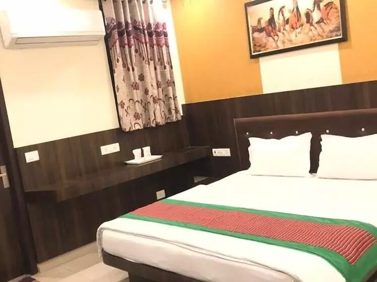 호텔 Cottage Ganga Inn