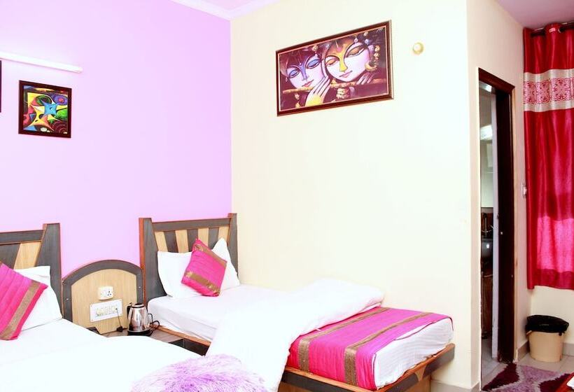 호텔 Cottage Ganga Inn