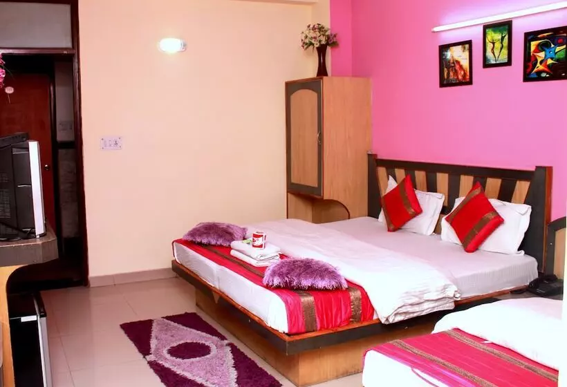 호텔 Cottage Ganga Inn