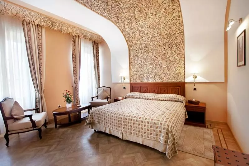 Grand Hotel Villa De France