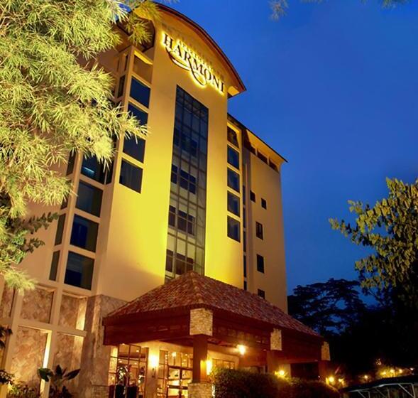 فندق Harmoni Suites