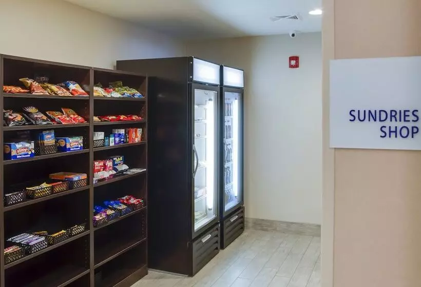 호텔 Holiday Inn Express & Suites Nevada, An Ihg