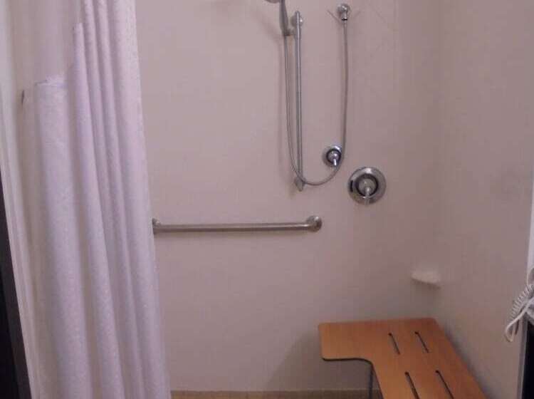 酒店 Holiday Inn Express & Suites Nevada, An Ihg