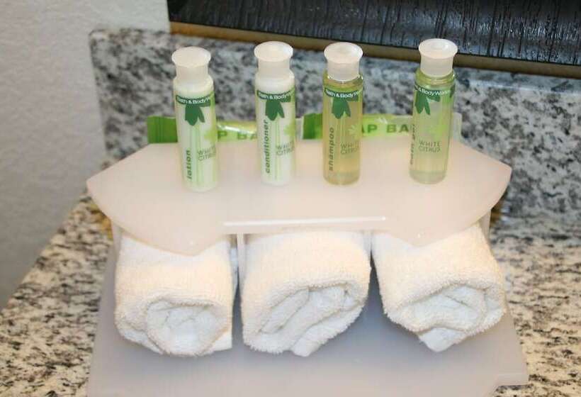 酒店 Holiday Inn Express & Suites Nevada, An Ihg