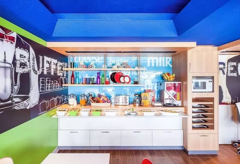 בית מלון כפרי Ibis Budget Dandenong