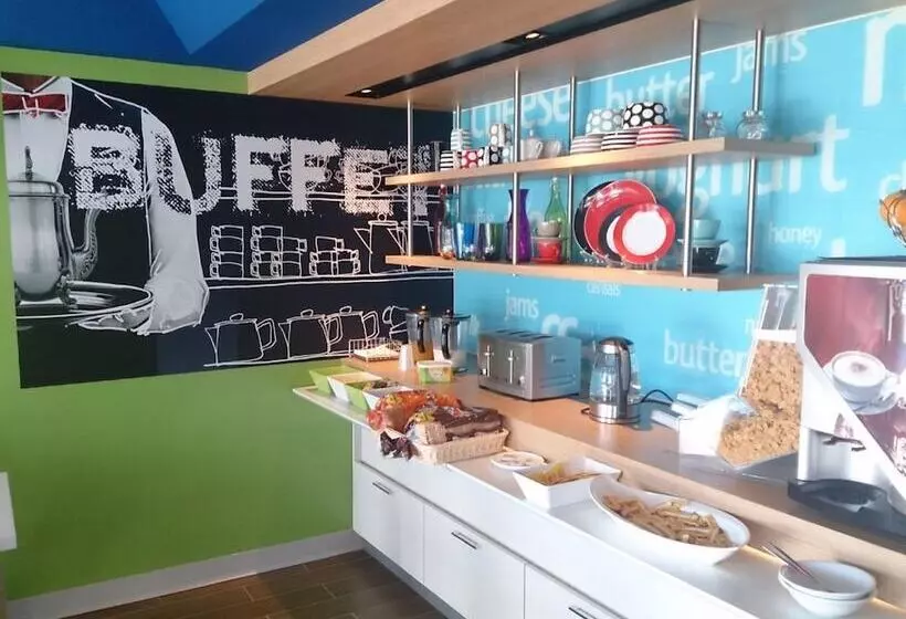 בית מלון כפרי Ibis Budget Dandenong