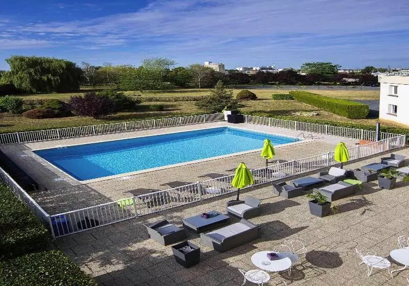 هتل Ibis Styles Gien