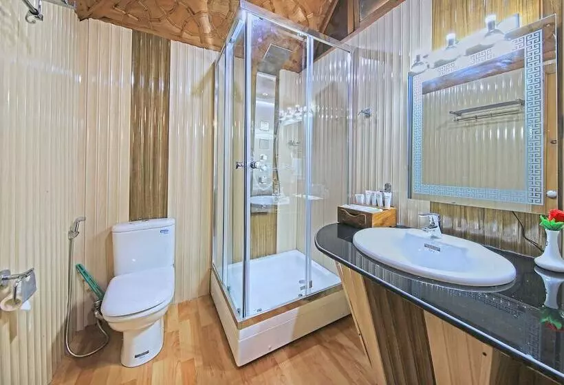 ホテル Kolu Group Of Houseboats