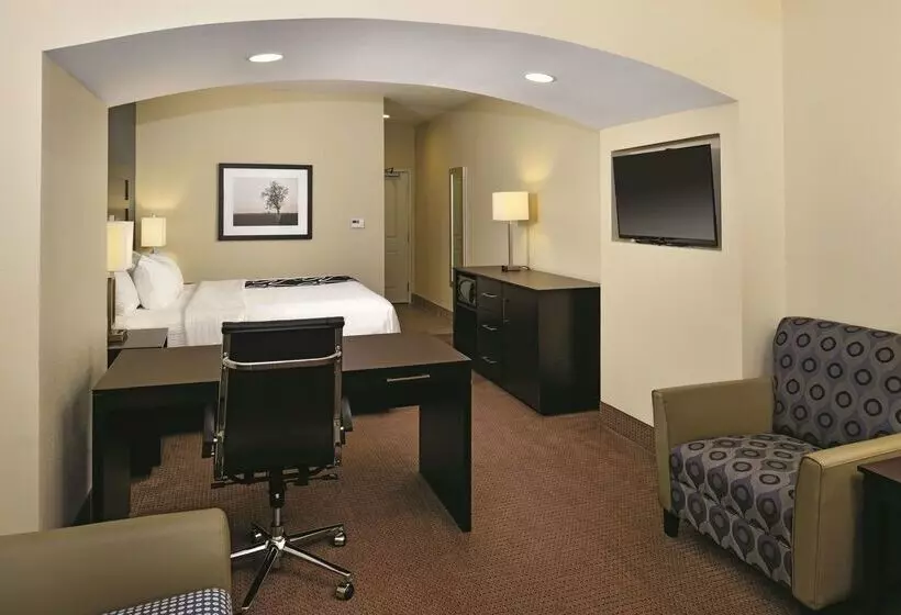 Hotelli La Quinta By Wyndham Karnes City   Kenedy