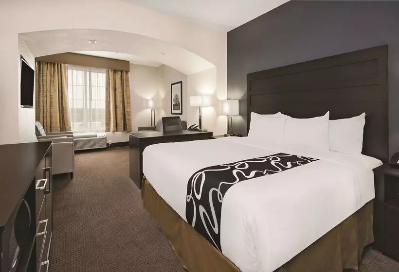 Hotelli La Quinta By Wyndham Karnes City   Kenedy