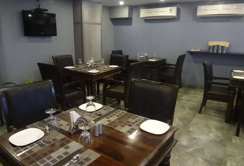 Mango Hotels Nagpur