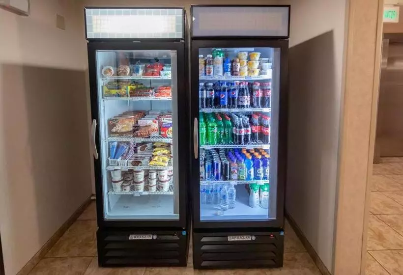 My Place Hotel Cheyenne, Wy