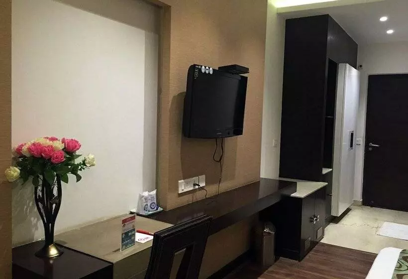 ホテル Oyo Rooms Cyber City II