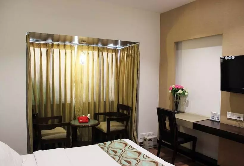 ホテル Oyo Rooms Cyber City II
