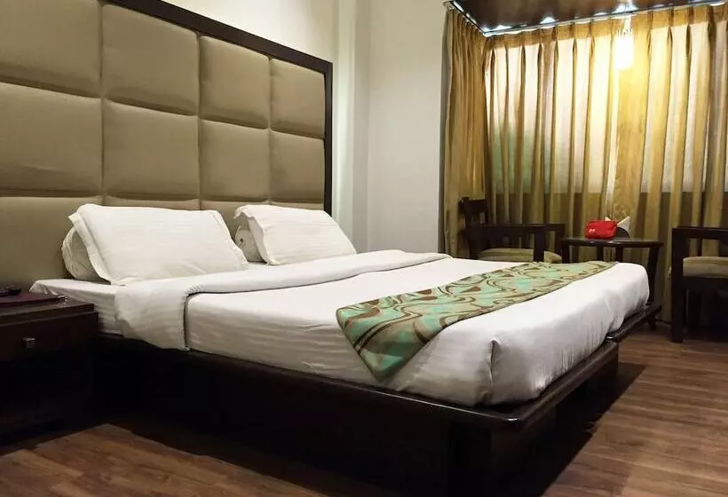 ホテル Oyo Rooms Cyber City II