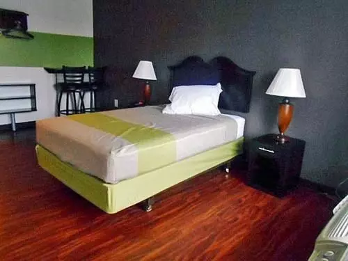 Отель Studio 6 Rome Skytop