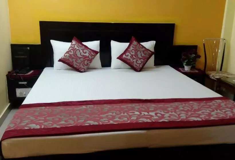 호텔 Su Shree Continental 5 Minutes Walk From New Delhi Railway Station