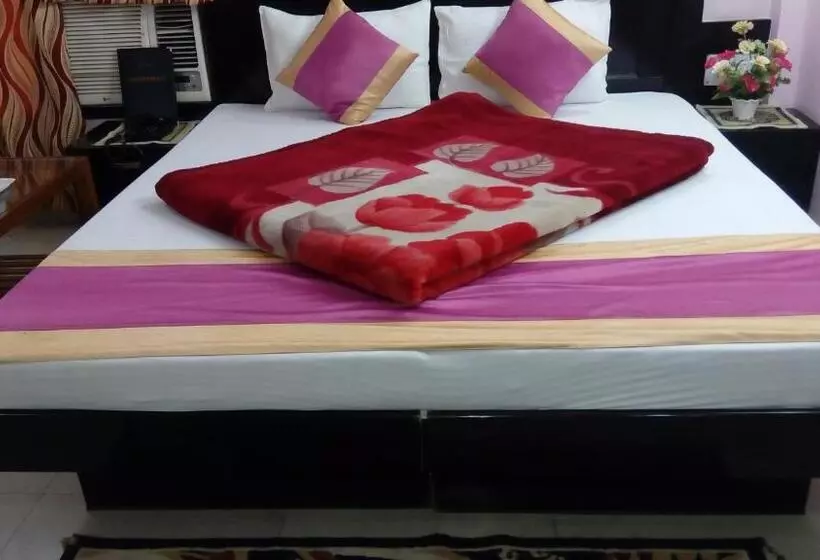 호텔 Su Shree Continental 5 Minutes Walk From New Delhi Railway Station