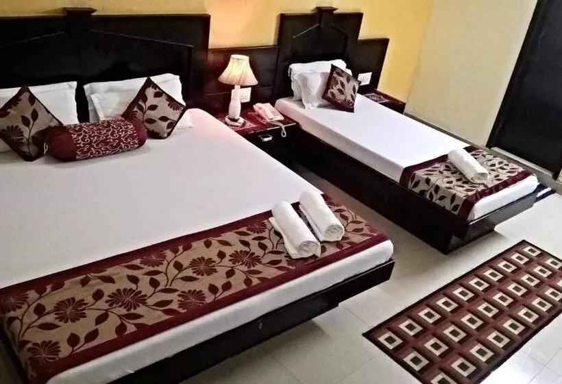 호텔 Su Shree Continental 5 Minutes Walk From New Delhi Railway Station