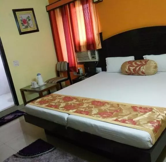 호텔 Su Shree Continental 5 Minutes Walk From New Delhi Railway Station