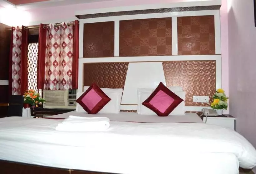 호텔 Su Shree Continental 5 Minutes Walk From New Delhi Railway Station