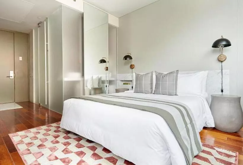 בית מלון כפרי Sonder The Slate